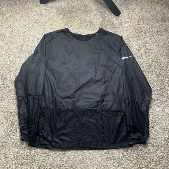NIKE RUNNING DIVISION CREW RUNNING JACKET TRIPLE BLACK 928497 MENS Large - Picture 1 of 5